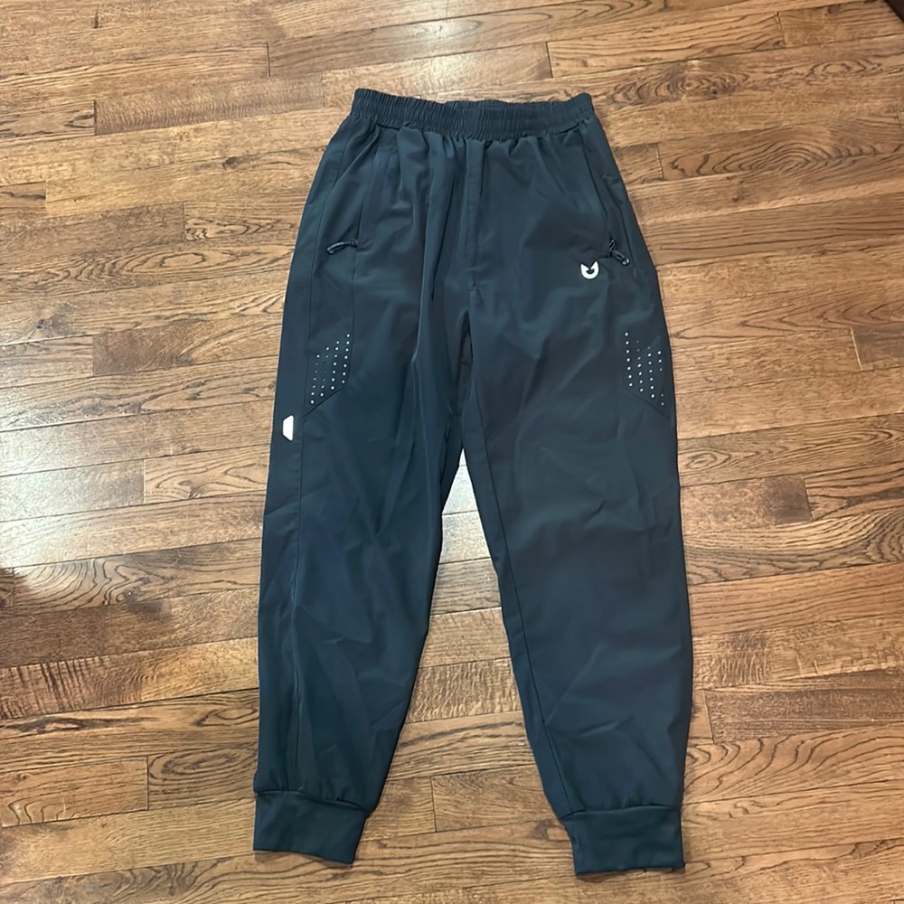 Men’s small lightweight pants